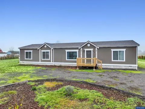 2690 Stoltz Hill Rd, Lebanon, OR 97355