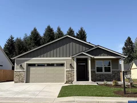 215 NE Broadway St, Sublimity, OR 97385