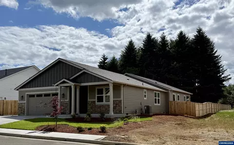 215 NE Broadway St, Sublimity, OR 97385