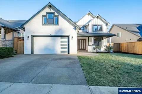 1763 York Butte Ave SE, Salem, OR 97306