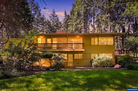 969 NW Camellia Dr, Corvallis, OR 97330