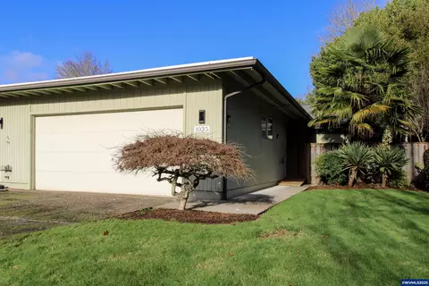 1035 Chestnut St NW, Salem, OR 97304