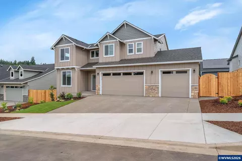 777 Riley Dr, Silverton, OR 97381