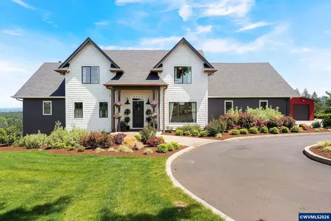 4040 Victor Point Rd NE, Silverton, OR 97381