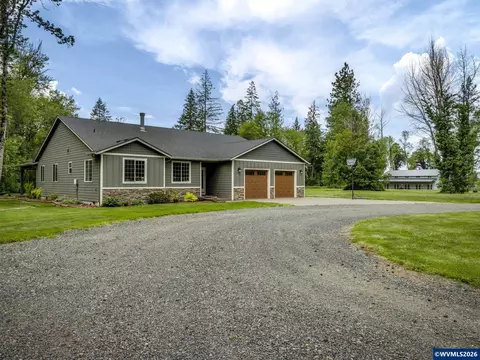 12950 S Barnards Rd, Molalla, OR 97038