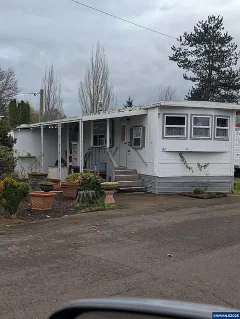 2655 NW Highland Dr #41, Corvallis, OR 97330