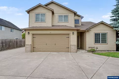 4334 Log Dr NE, Salem, OR 97305