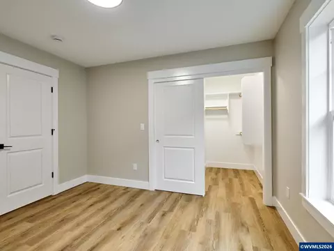 Bedroom - 818 Pine St, Silverton, OR 97381 photo 6 of 6