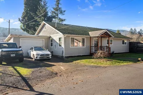 636 Birch St, Lyons, OR 97358