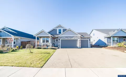 459 NE Cedar St, Sublimity, OR 97385