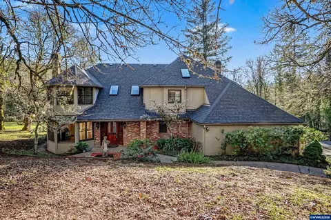 1755 NW Lewisburg Ave, Corvallis, OR 97330