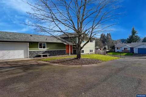 2305 Mosswood Ct S, Salem, OR 97306