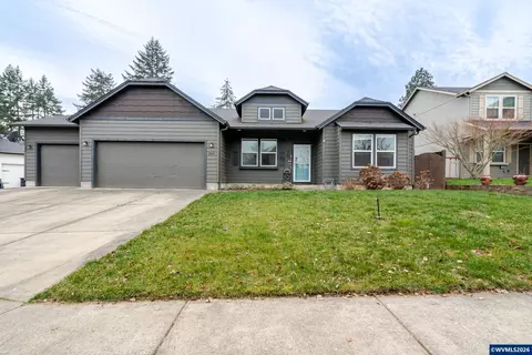 2644 NW Kingston Way, Albany, OR 97321