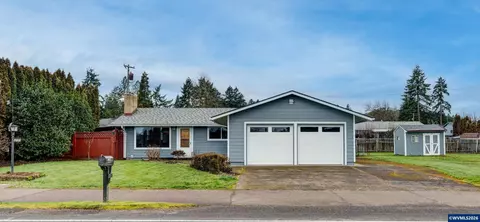 680 SW 53rd St, Corvallis, OR 97333