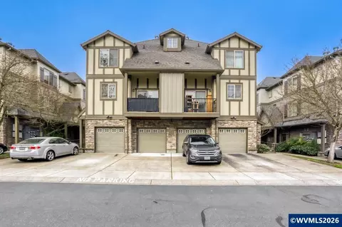 856 NE Wheelock Pl, Hillsboro, OR 97006