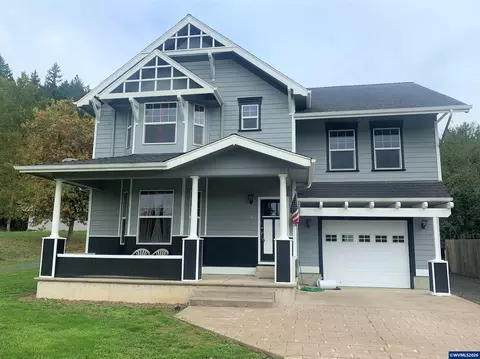 401 Kay Ave, Brownsville, OR 97327