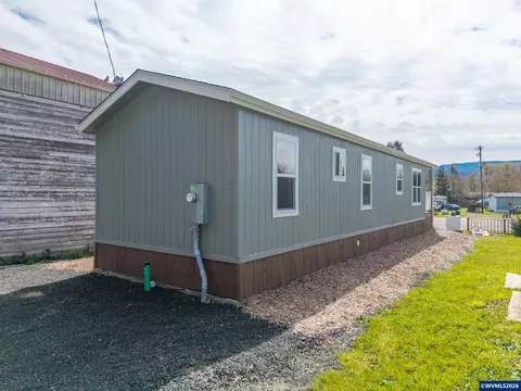 175 E Main St, Alsea, OR 97324 photo 9