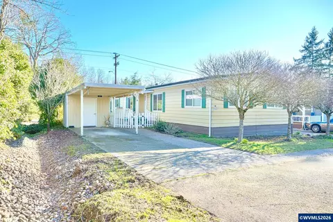 1103 N Springbrook Rd #50, Newberg, OR 97132