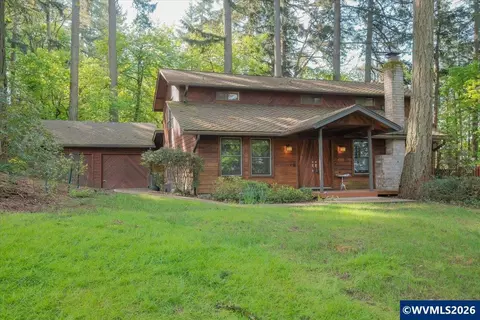 1330 Linnwood Dr NE, Albany, OR 97322