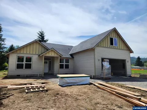 Exterior - 2426 Oak St, Lyons, OR 97358 photo 3 of 5