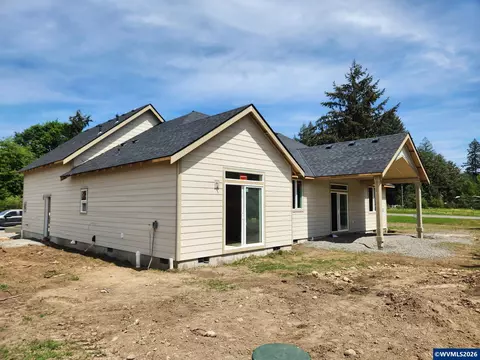 Exterior - 2426 Oak St, Lyons, OR 97358 photo 5 of 5