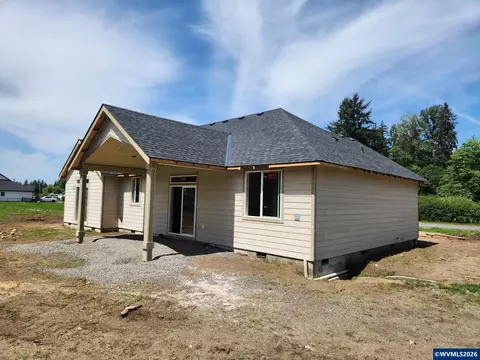 Exterior - 2426 Oak St, Lyons, OR 97358 photo 4 of 5