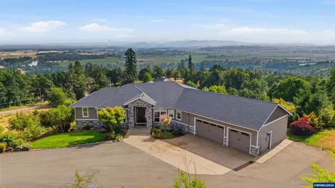 8683 Drury Ln S, Salem, OR 97306