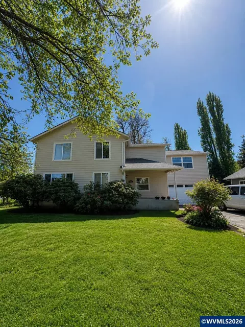 451 Oak Terrace St, Sweet Home, OR 97386