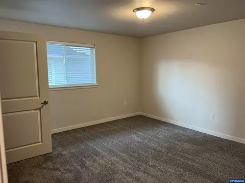 Bedroom - 972 N 2nd St, Jefferson, OR 97352 photo 1 of 4