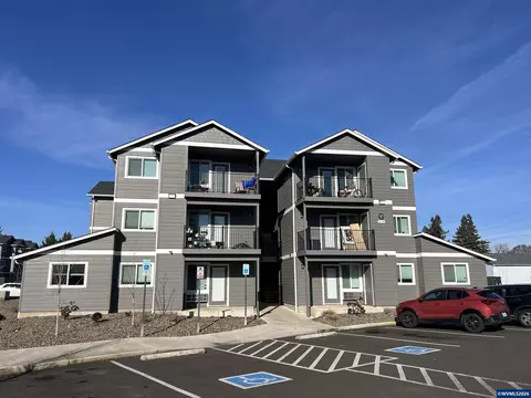 972 N 2nd St, Jefferson, OR 97352