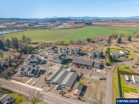 View/Area - 972 N 2nd St, Jefferson, OR 97352 photo 8 of 11