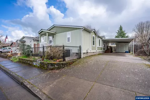 1856 Becca Ct SE, Albany, OR 97322