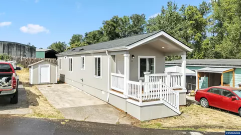 1530 Tamarack St #11, Sweet Home, OR 97386