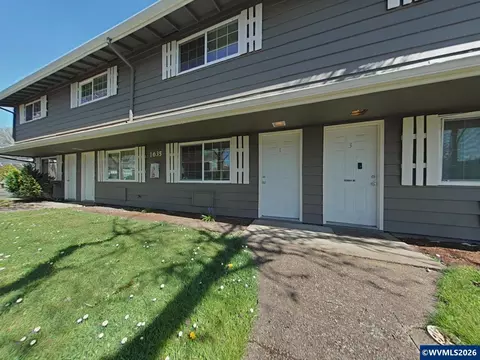 1635 NW Division St, Corvallis, OR 97330