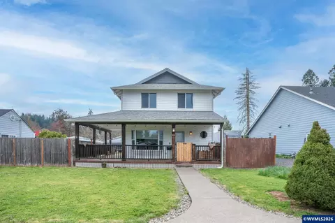 960 7th Ave, Sweet Home, OR 97386
