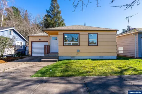 672 Catterlin Ave NE, Salem, OR 97301