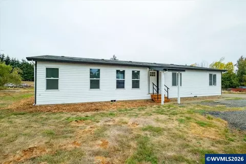 8365 Aumsville Hwy SE, Salem, OR 97317