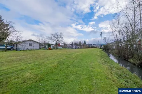 lot2400 W Oak St, Lebanon, OR 97355