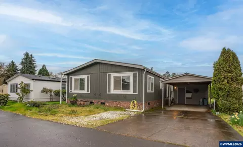 31919 N Lake Creek Dr #32, Tangent, OR 97389