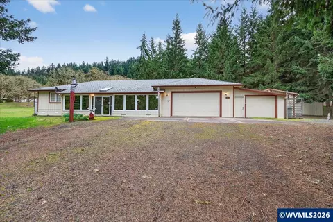 26100 Alpine Rd, Monroe, OR 97456
