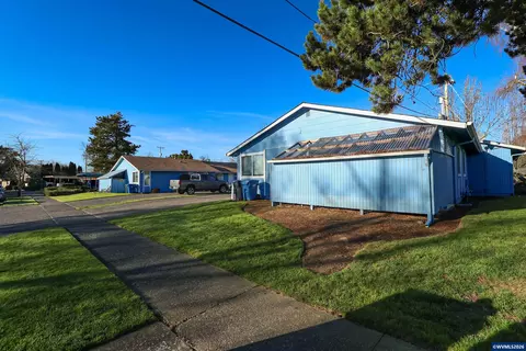 4133 4143 Campbell Dr SE, Salem, OR 97317
