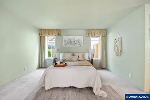 Bedroom - 1376 Brickley Rd, Eugene, OR 97401 photo 5 of 5