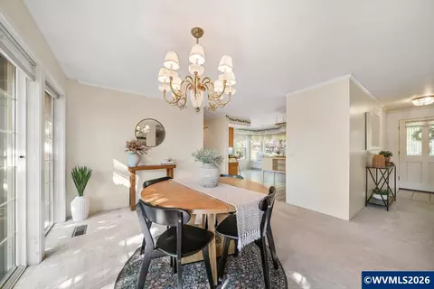 Dining - 1376 Brickley Rd, Eugene, OR 97401 photo 2 of 3