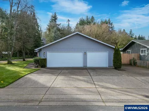 Exterior - 1376 Brickley Rd, Eugene, OR 97401 photo 3 of 3