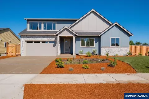2110 Nighthawk Ave, Stayton, OR 97383