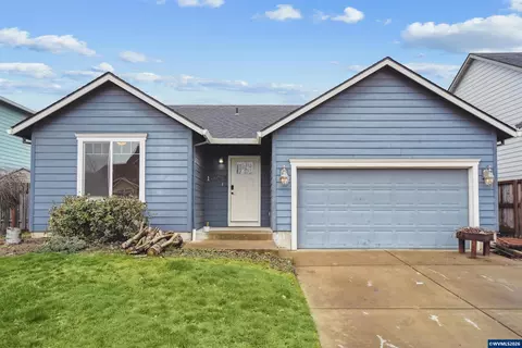 1055 SE Millright Ave, Mcminnville, OR 97128