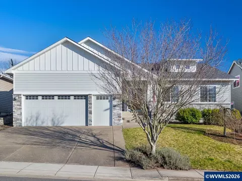 1830 W Meadows Dr NW, Salem, OR 97304