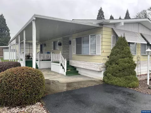 4940 Sunnyside Rd SE #K-13, Salem, OR 97302
