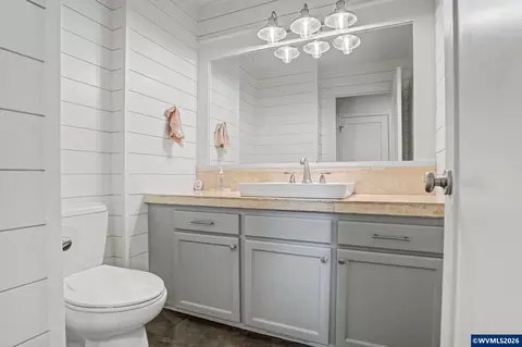 Bath - 742 E Main St, Sublimity, OR 97385 photo 2 of 4