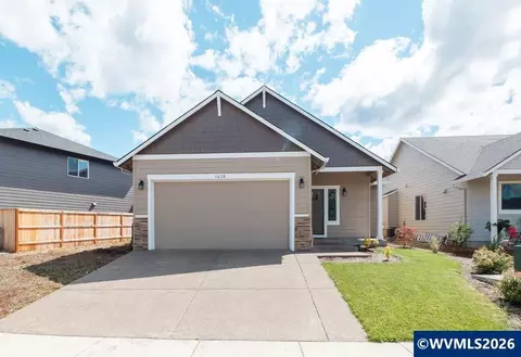 1438 45th Ave, Sweet Home, OR 97386